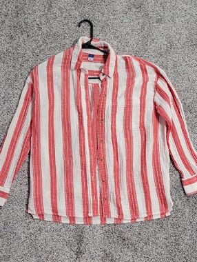Old Navy Red And White Striped Button Up Shirt